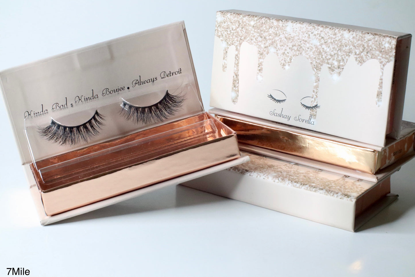 7 MILE NATURAL LASH, BRIDAL LASH CLOSE UP 2